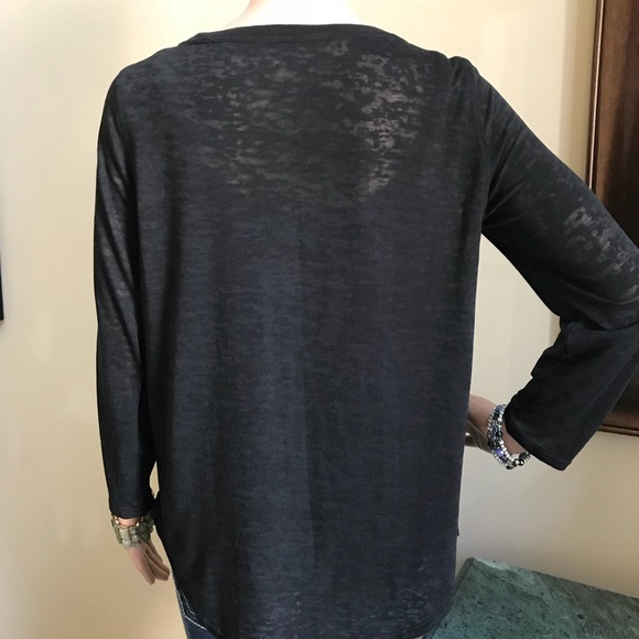 Calvin Klein Top, Size M, EUC - Picture 4 of 4